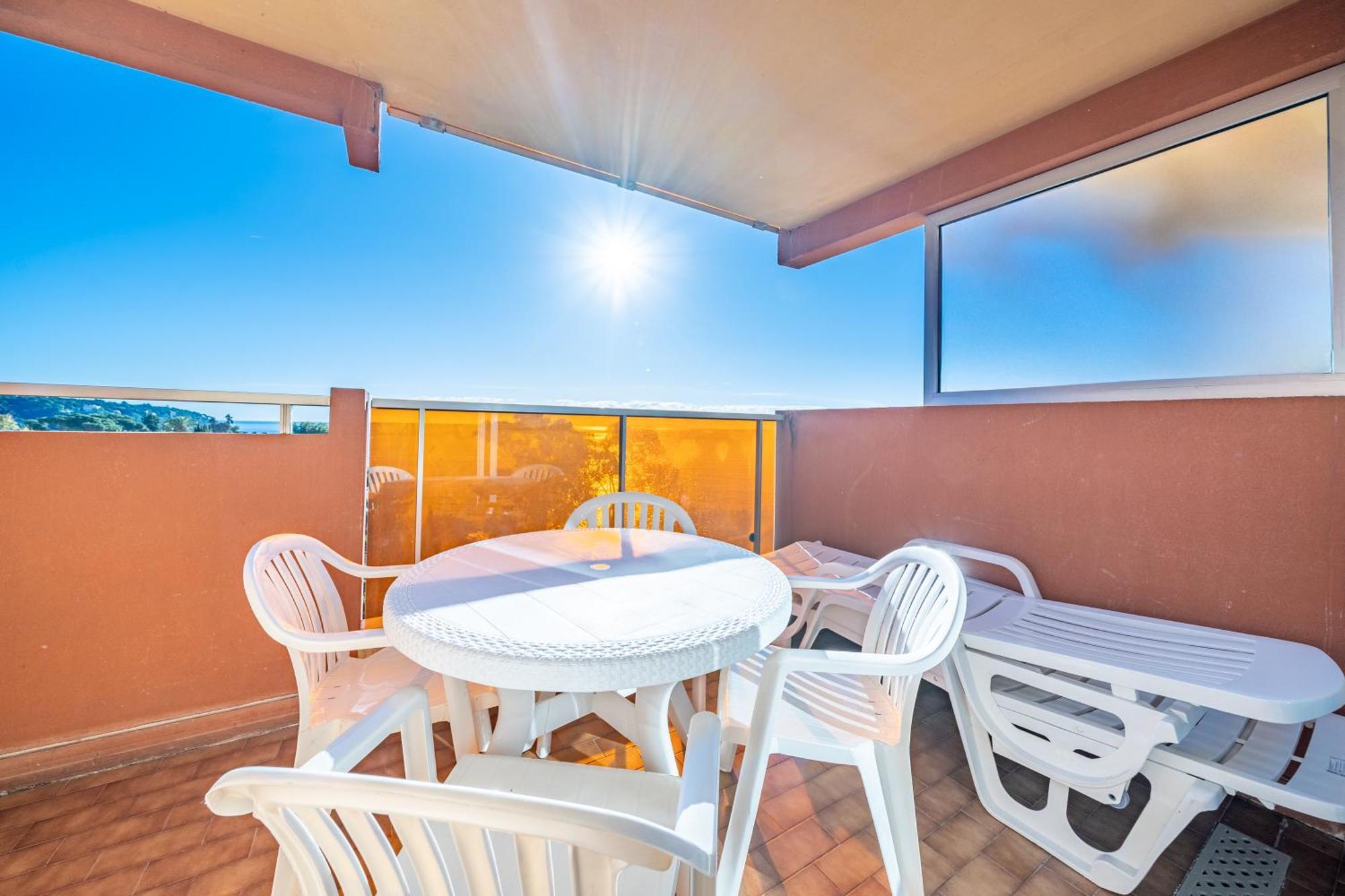 Residence "Le Golfe Bleu" Roquebrune-Cap-Martin Exterior photo